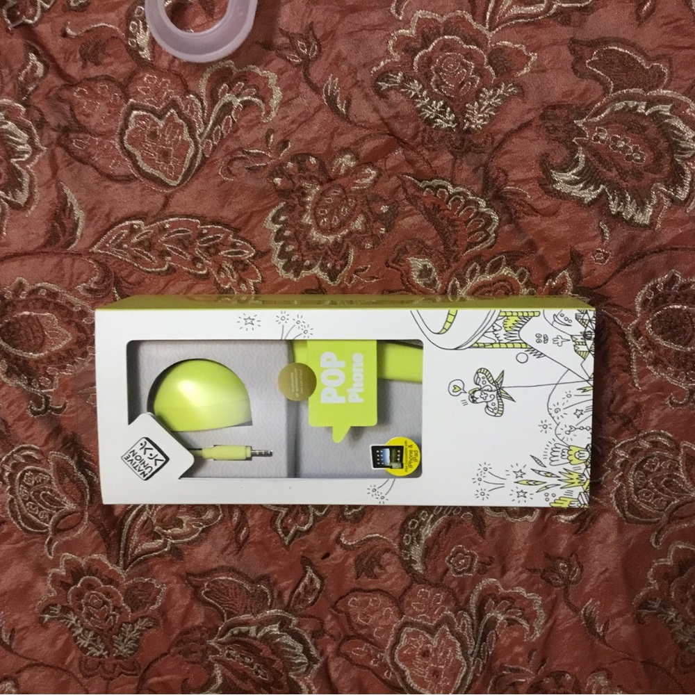 3X HOST PICK- POP YELLOW PHONE TO CONNECT YOUR TO YOUR CELL OR IPAD/ NWOT - Picture 3 of 5